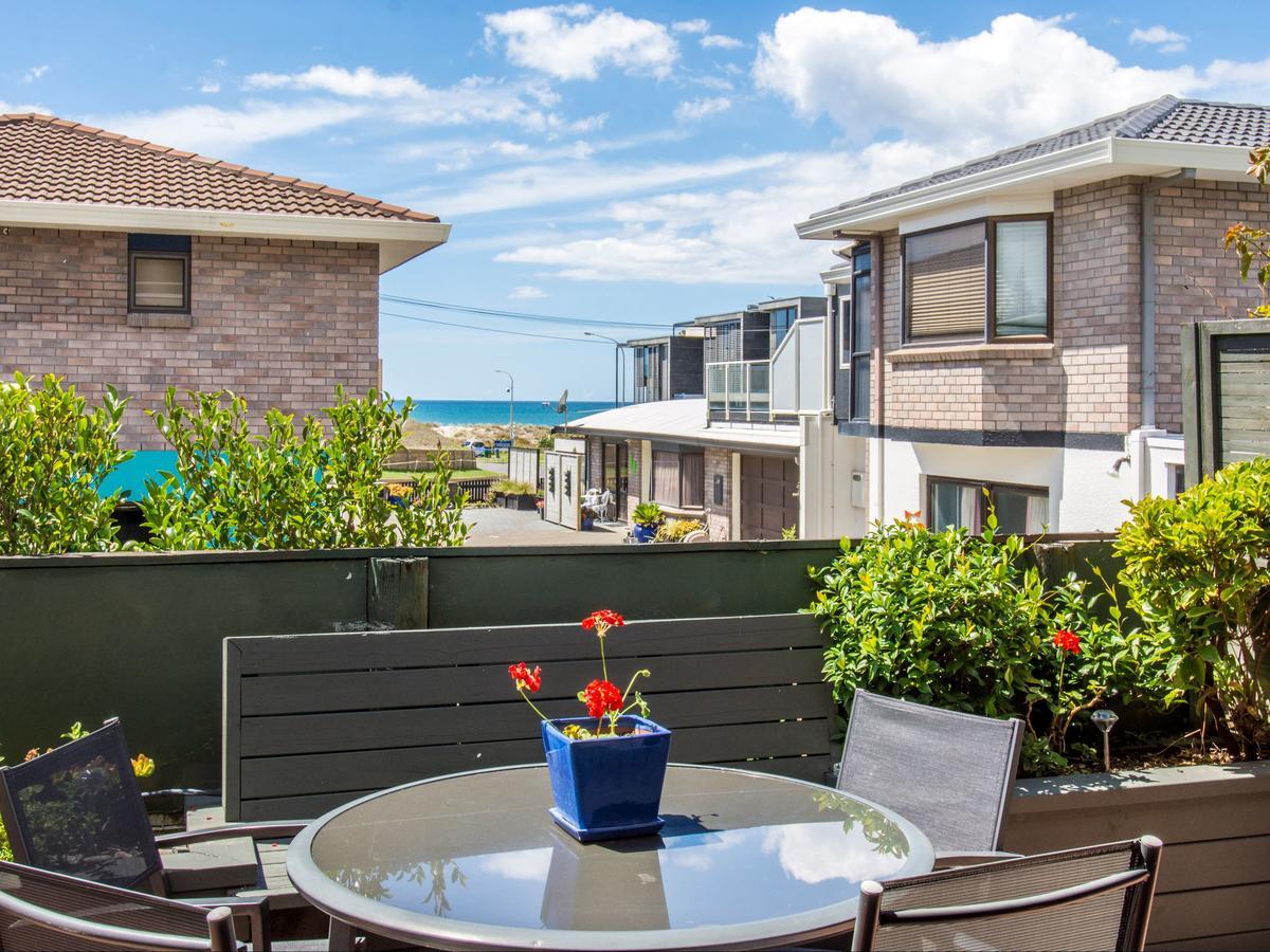 Boatshed Motel Apartments Mount Maunganui Kültér fotó