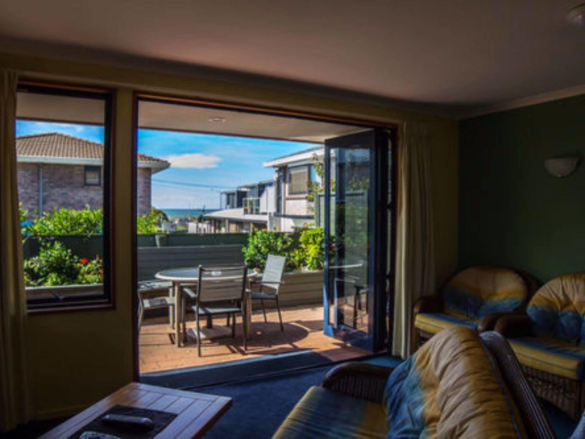 Boatshed Motel Apartments Mount Maunganui Kültér fotó